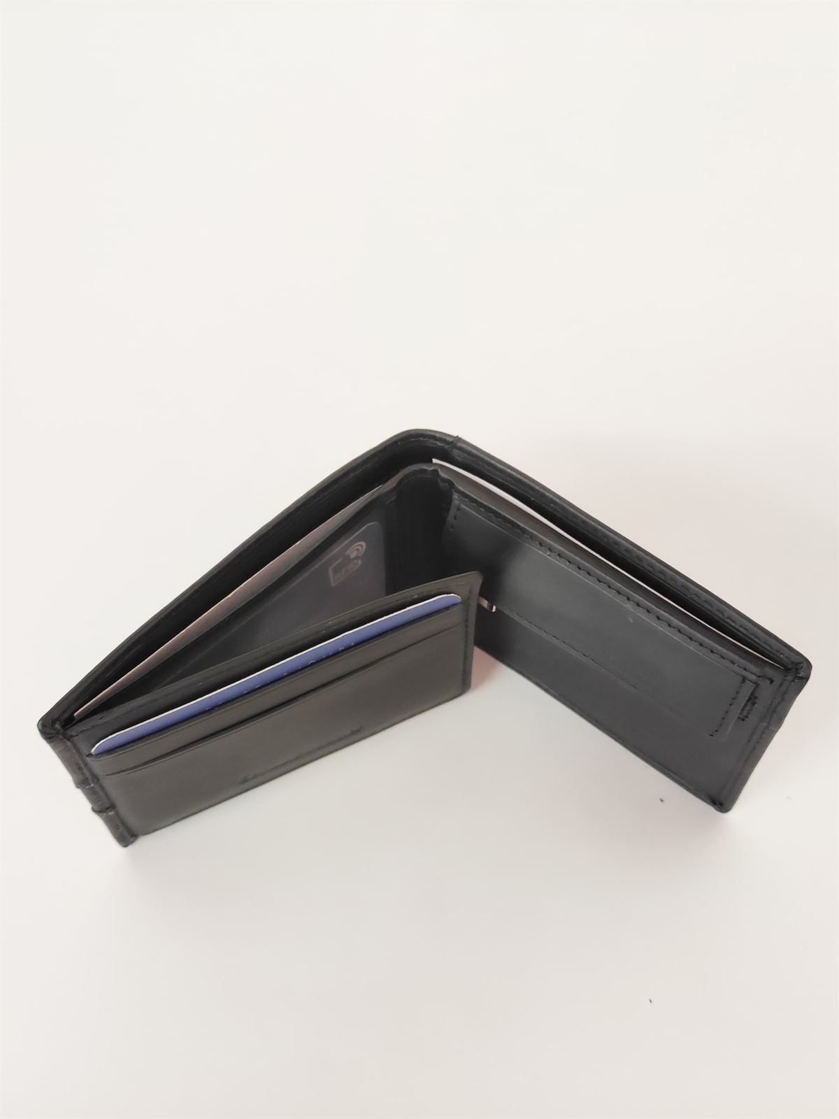 Billetera pequeña con monedero y protección para tus tarjetas (RFID) - Imagen 4